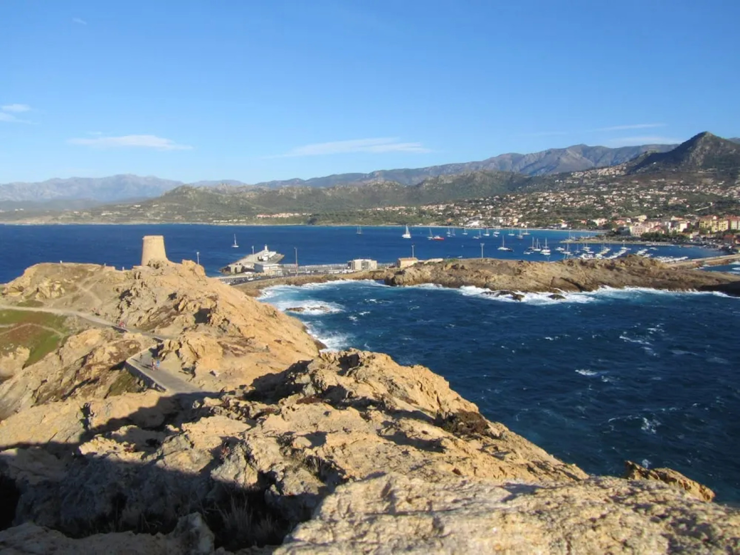 Apartment With 2 Bedrooms in L'ile Rousse, With Wonderful Mountain Vie