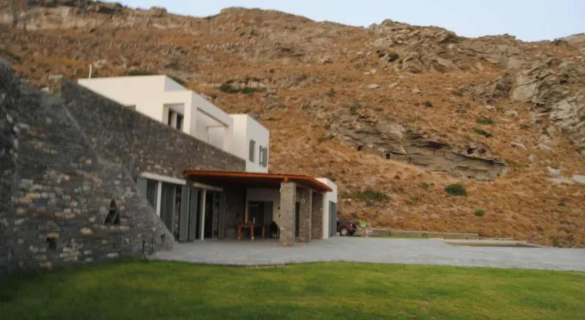 Villa with Breathtaking Sea View