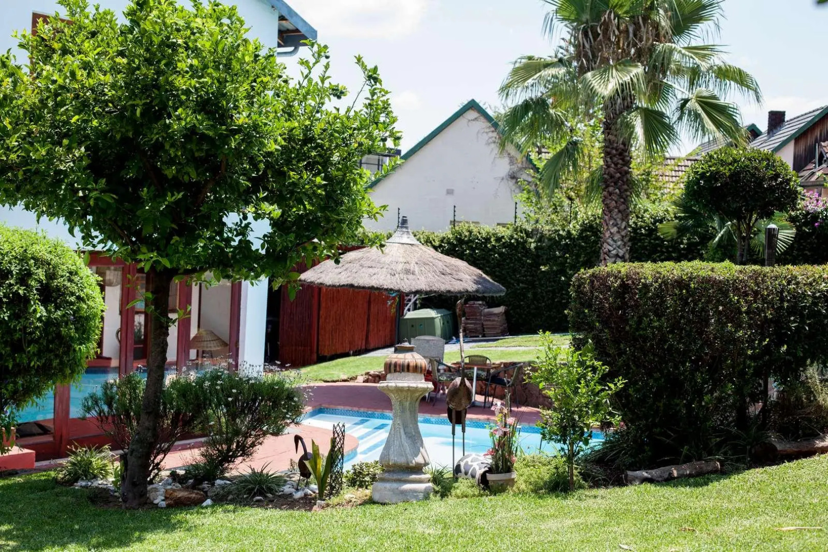 Mizizi House of Sandton Bed & Breakfast