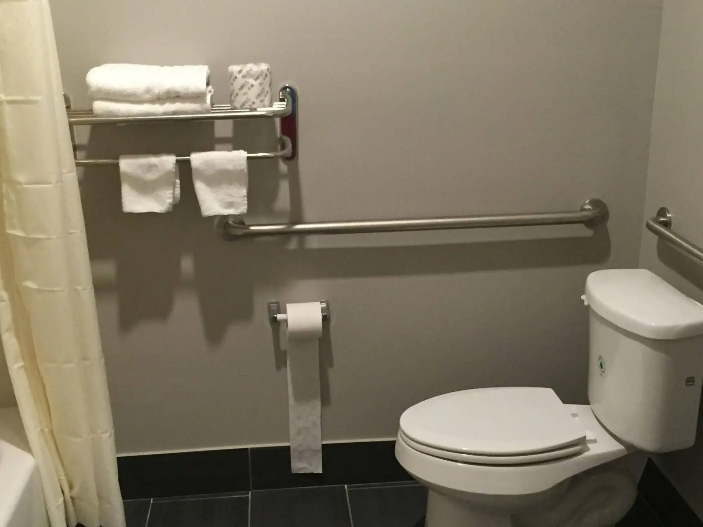 Classic Inn and Suites Humble