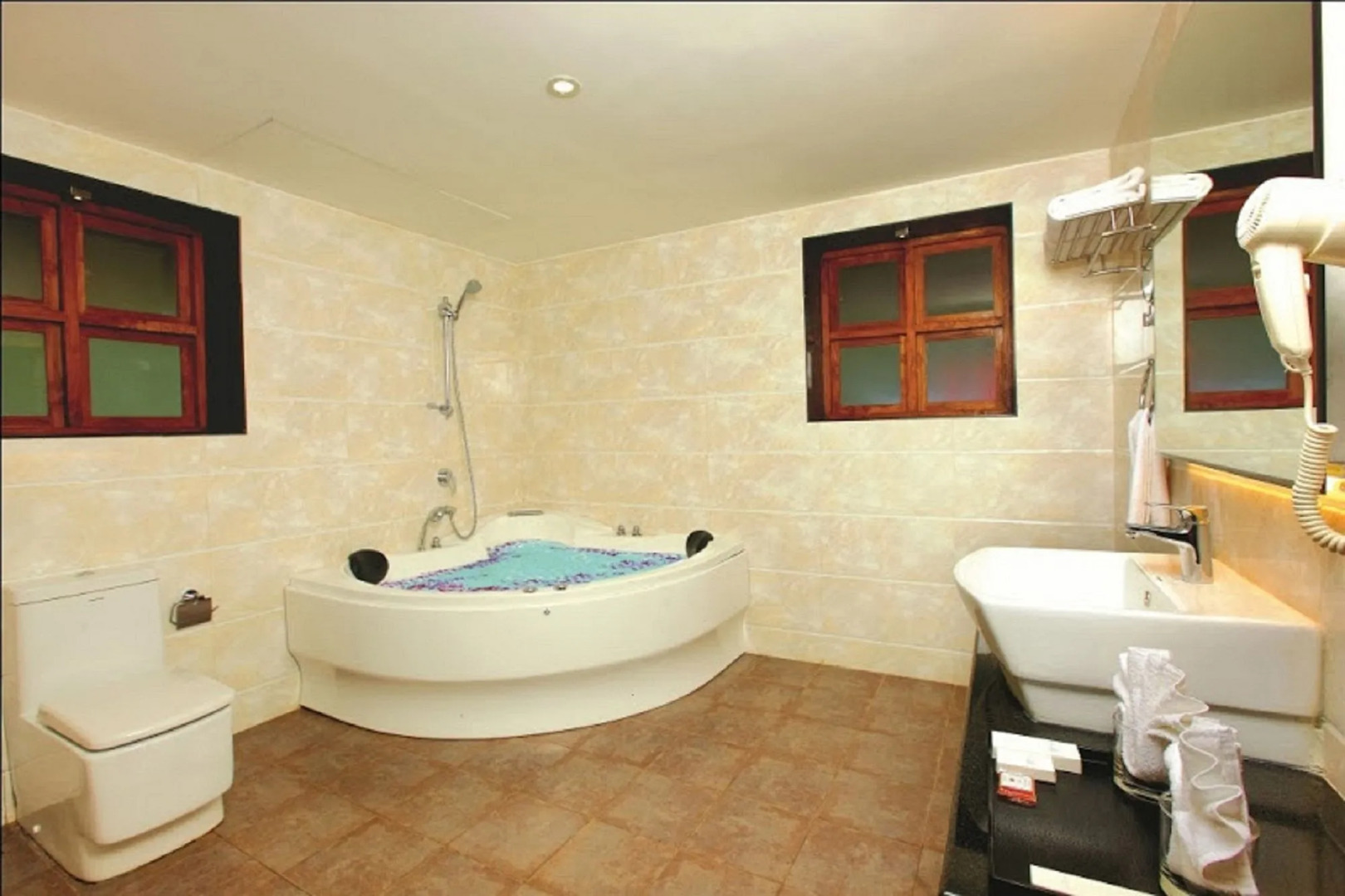 Coco Lagoon by Great Mount