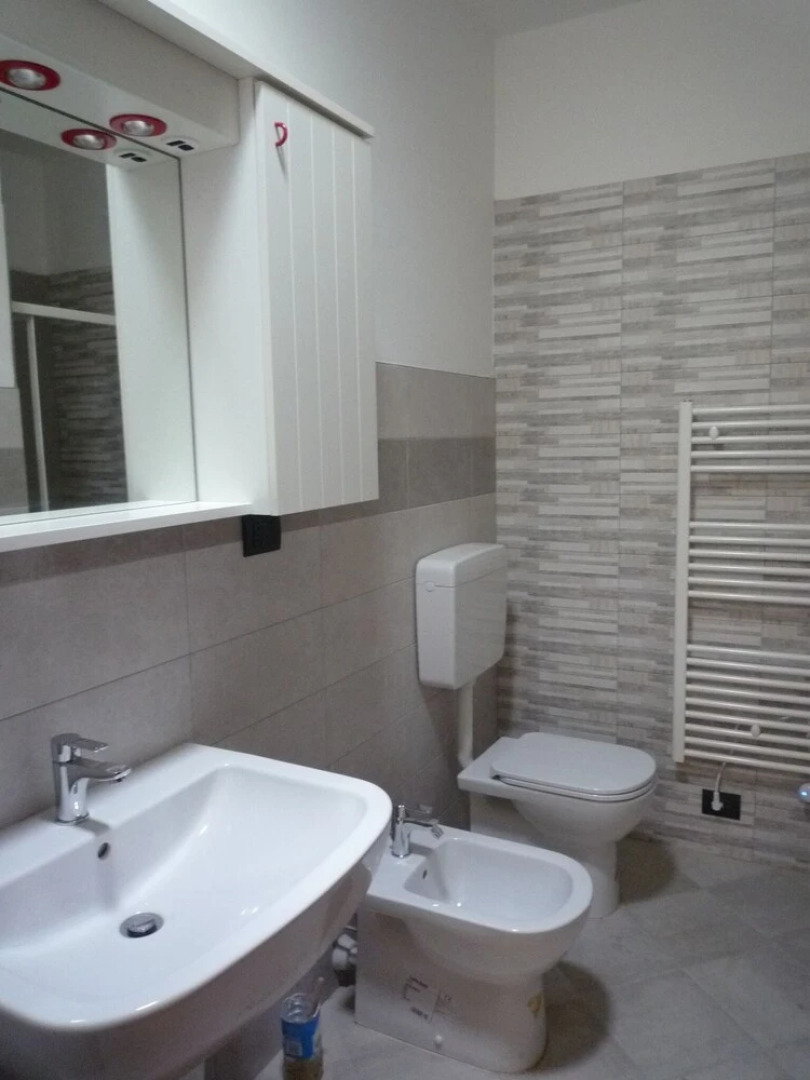 The Vigna del Parroco 2 is a House With two Apartments Located in Serralunga