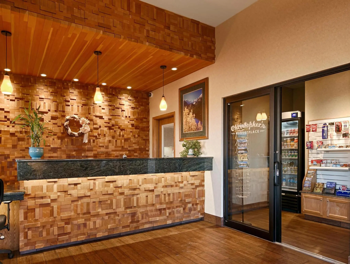 Best Western Plus Silver Saddle Inn