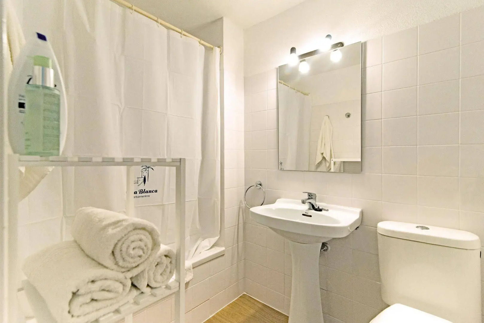 Apartamentos Cala Blanca