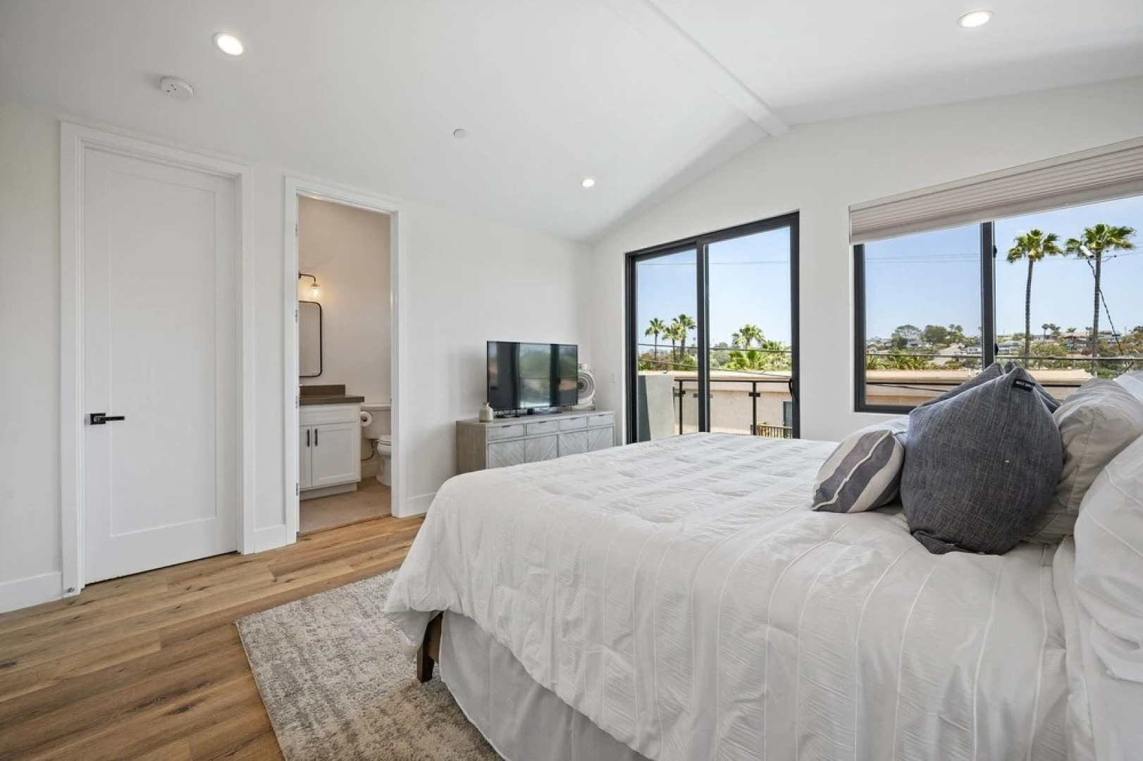 New Construction Luxury Home With Ocean View Rooftop Deck 815 4th by Redawning