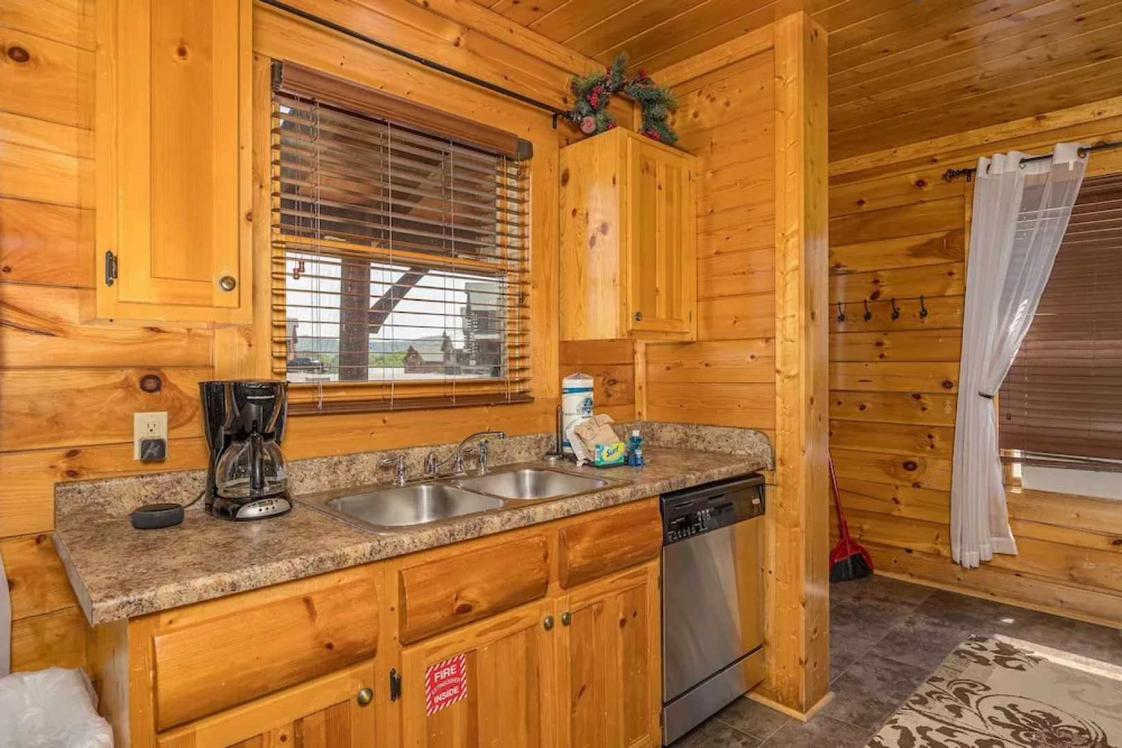 Dream on High - One Bedroom Cabin