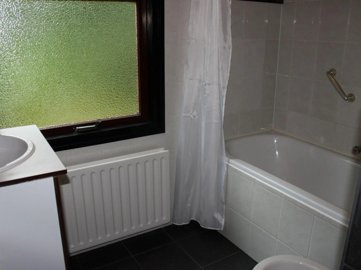 Nice bungalow with dishwasher, close to the forest