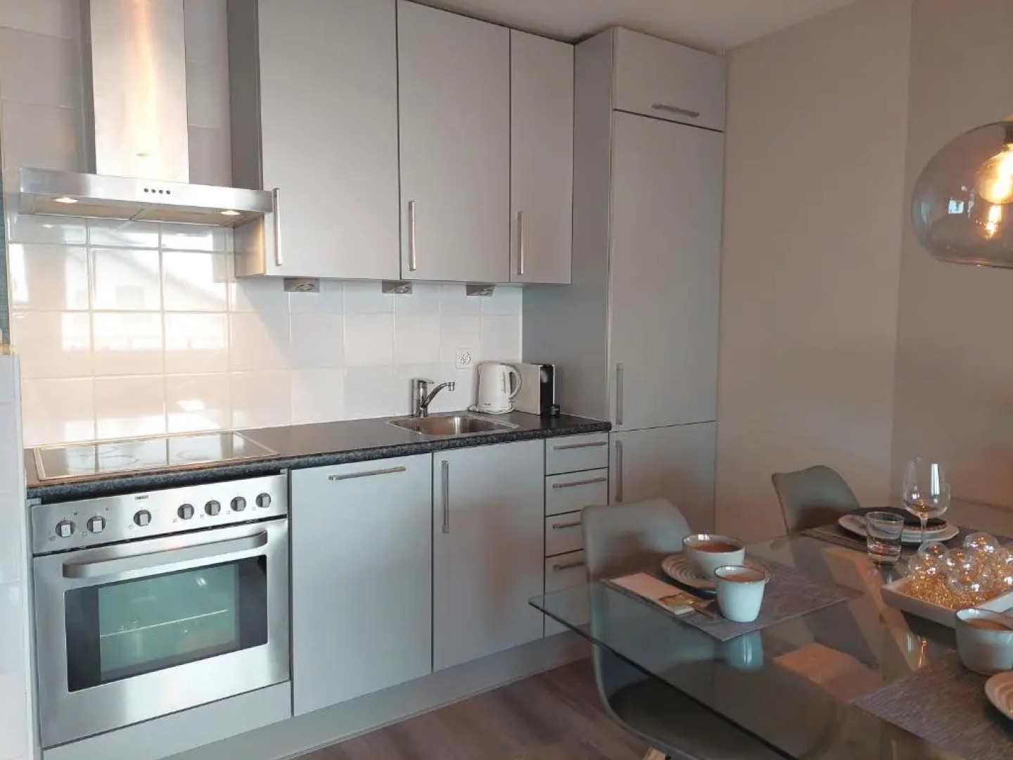 LAAX central holiday apartment with pool & sauna