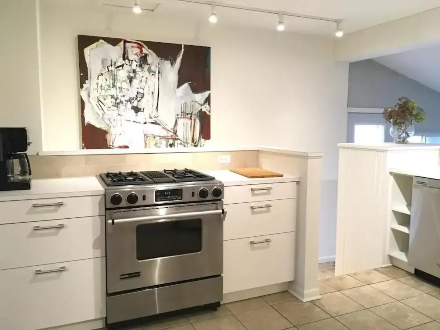 Ellis Street Getaway