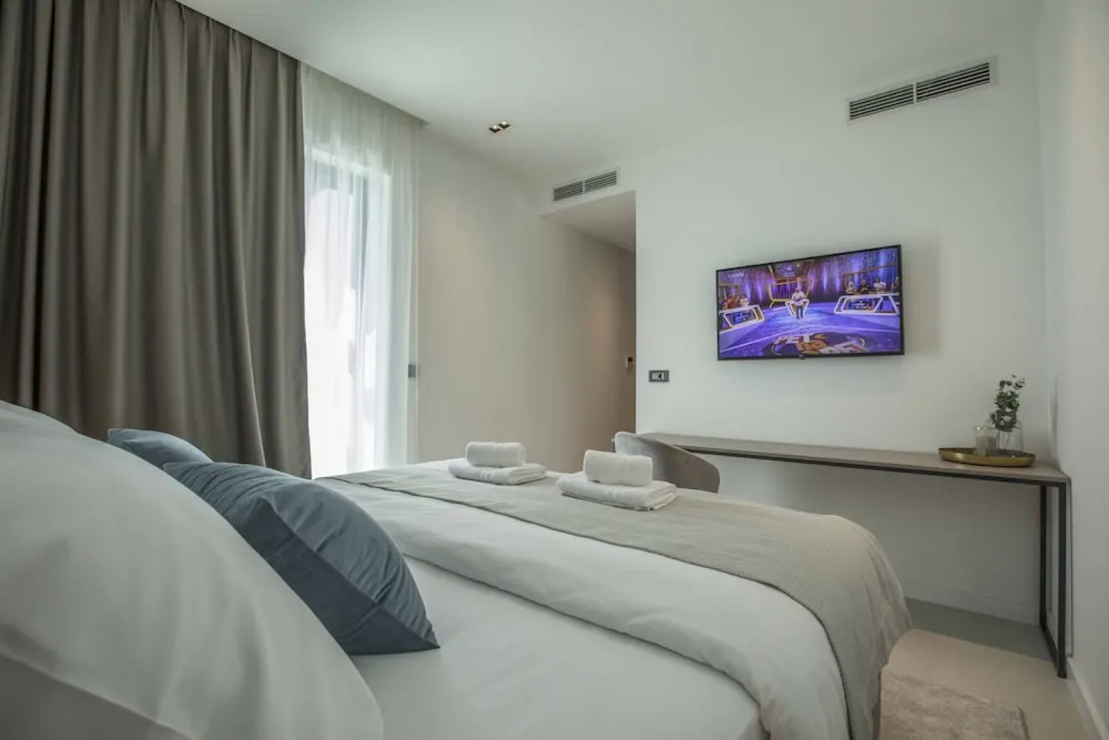 Villa Hedonist with Heated Pool