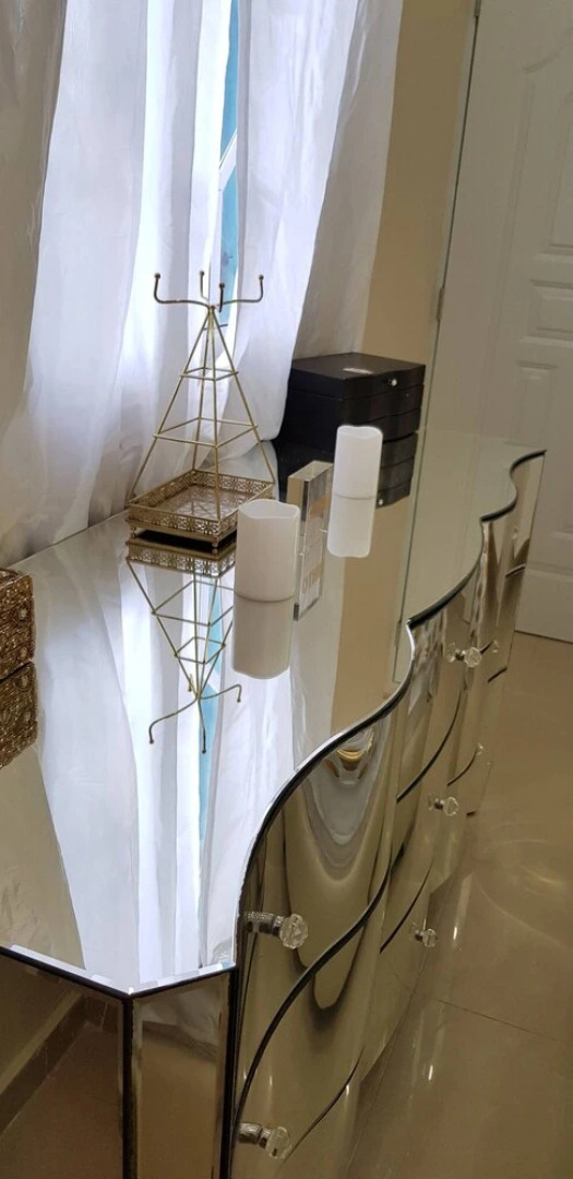 Imperial Suite - By Richi