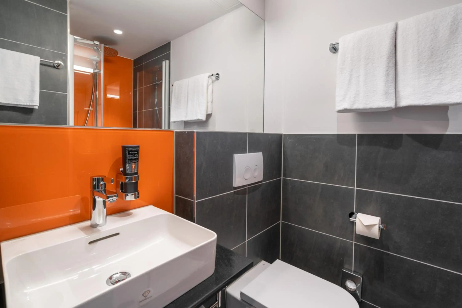 Campanile Duisburg City