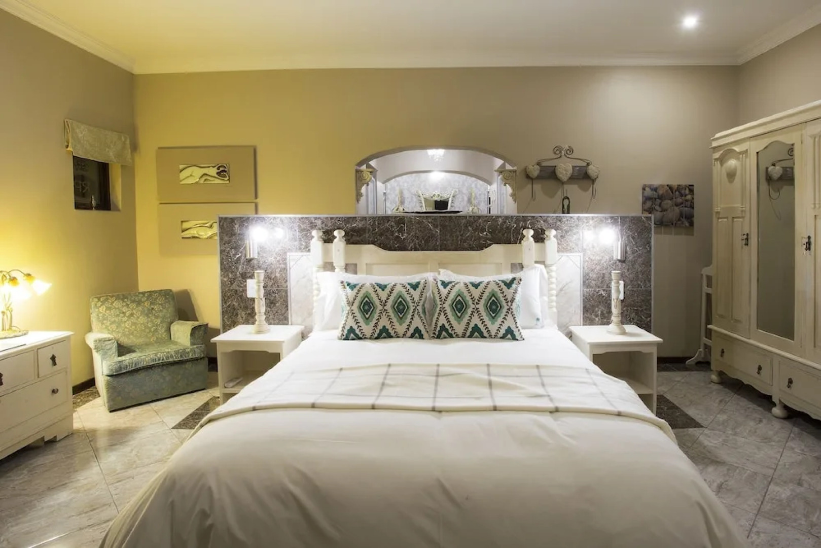 The Royal Palm Bed & Breakfast