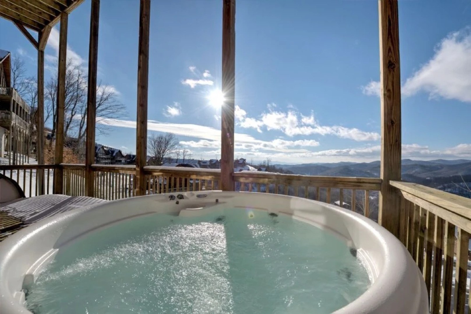 Black Bear Lodge at Scenic Wolf Resort - 3 Br Cabin