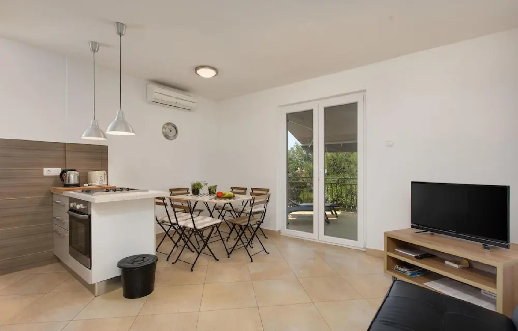 Stunning Home in Malinska With Wifi and 3 Bedrooms