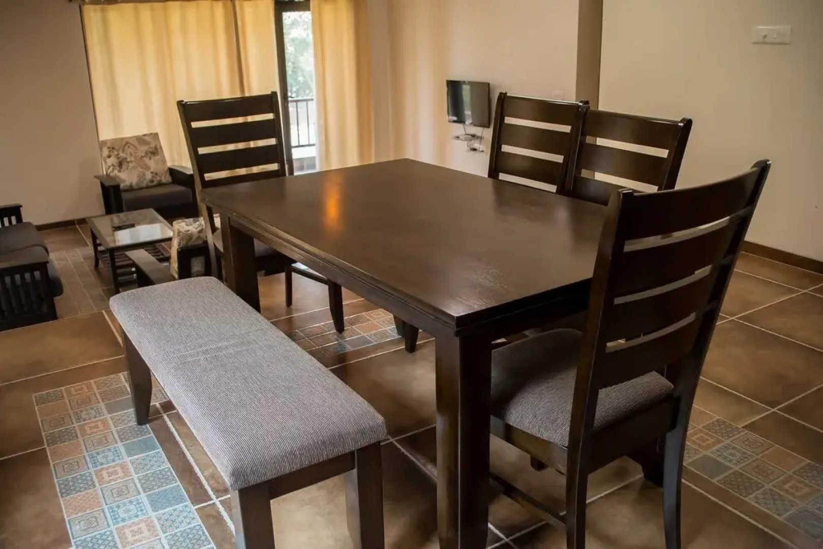 3BHK by Tripvillas Holiday Homes