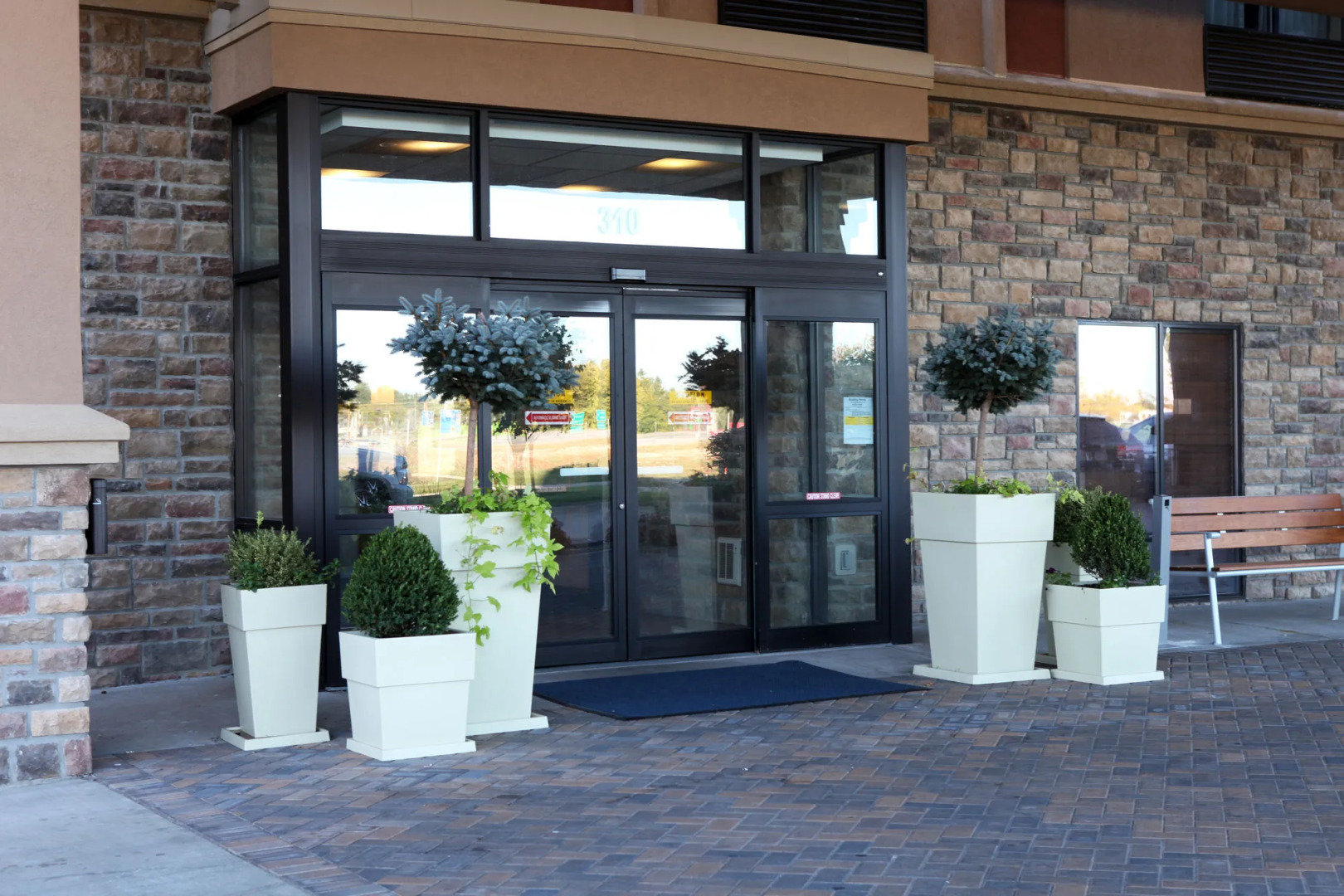 Holiday Inn Express and Suites Springfield Medical District by IHG