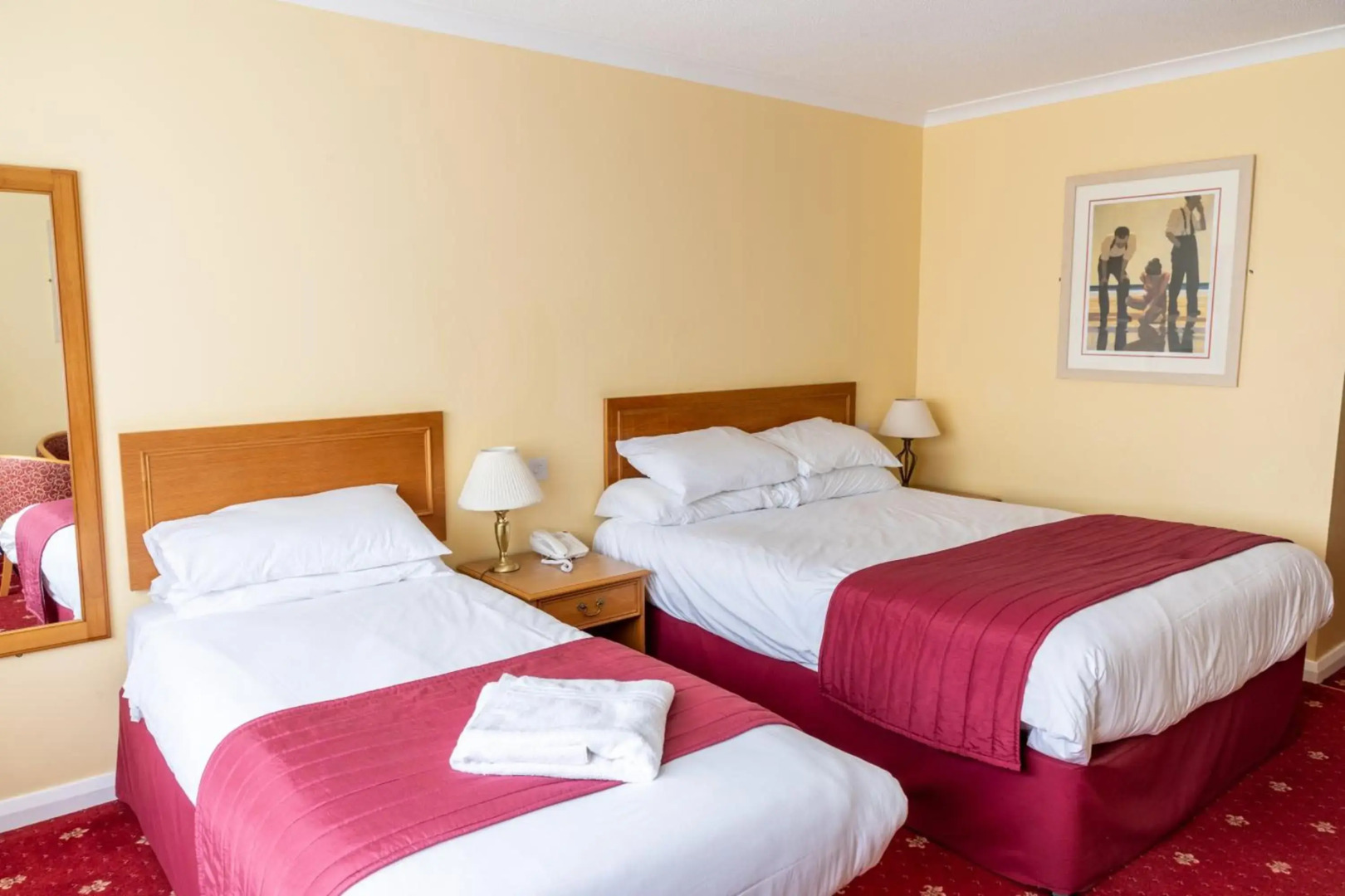 Tiverton Hotel Lounge & Venue