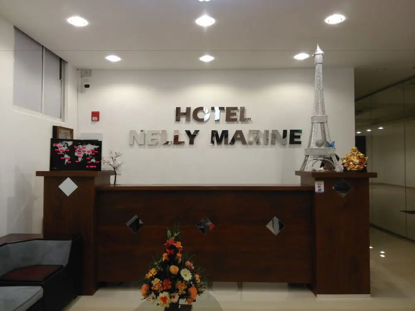Hotel Nelly Marine
