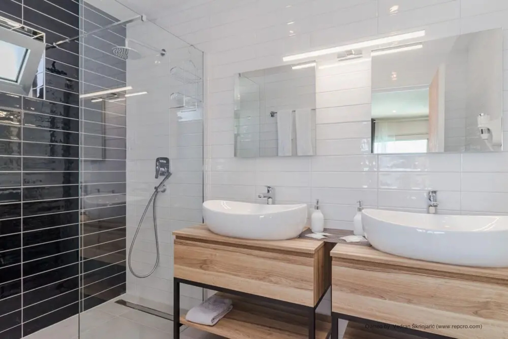 Villa for two Person With Pool in Peroj