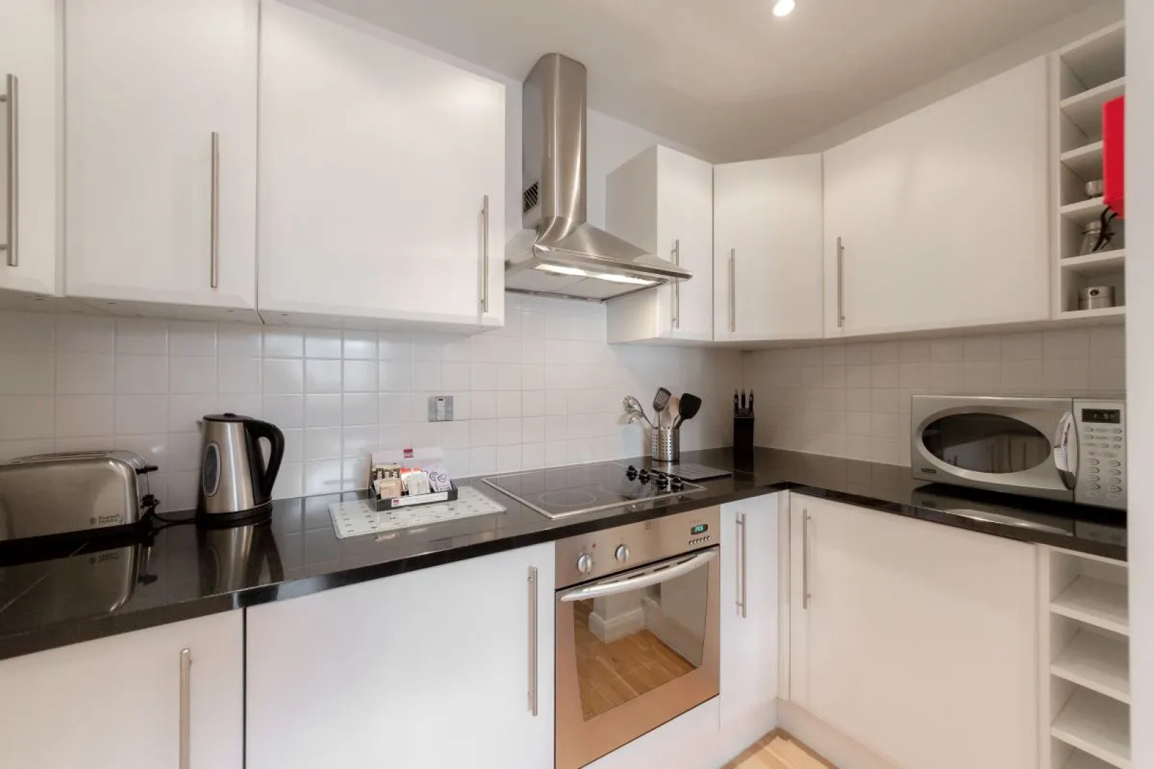 Roomspace Serviced Apartments - Groveland Court