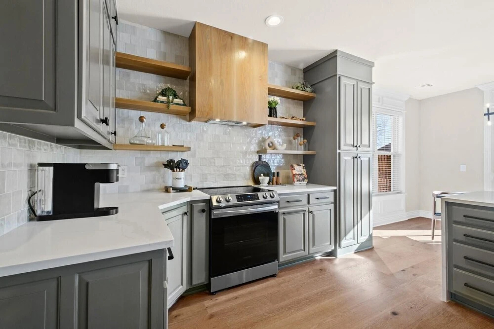 Apollo House - Amazing Location in Rogers, AR - Sleeps 11!