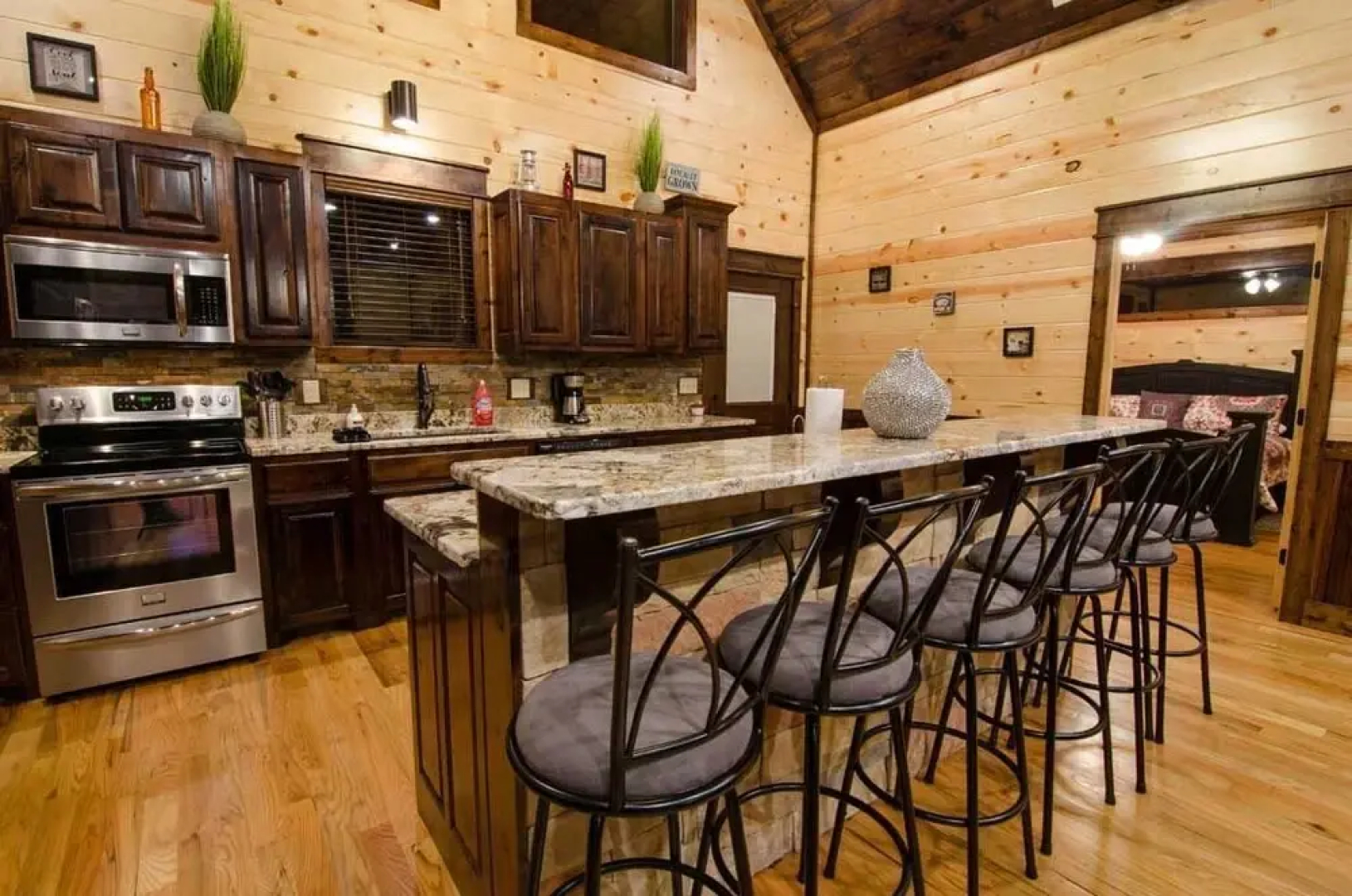 The Great Escape Lodge - 4 Br Cabin