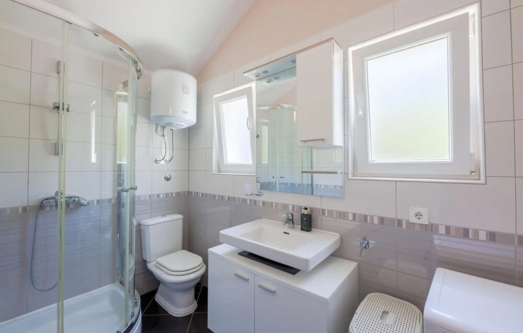 Nice Home in Prigradica With Wifi and 1 Bedrooms