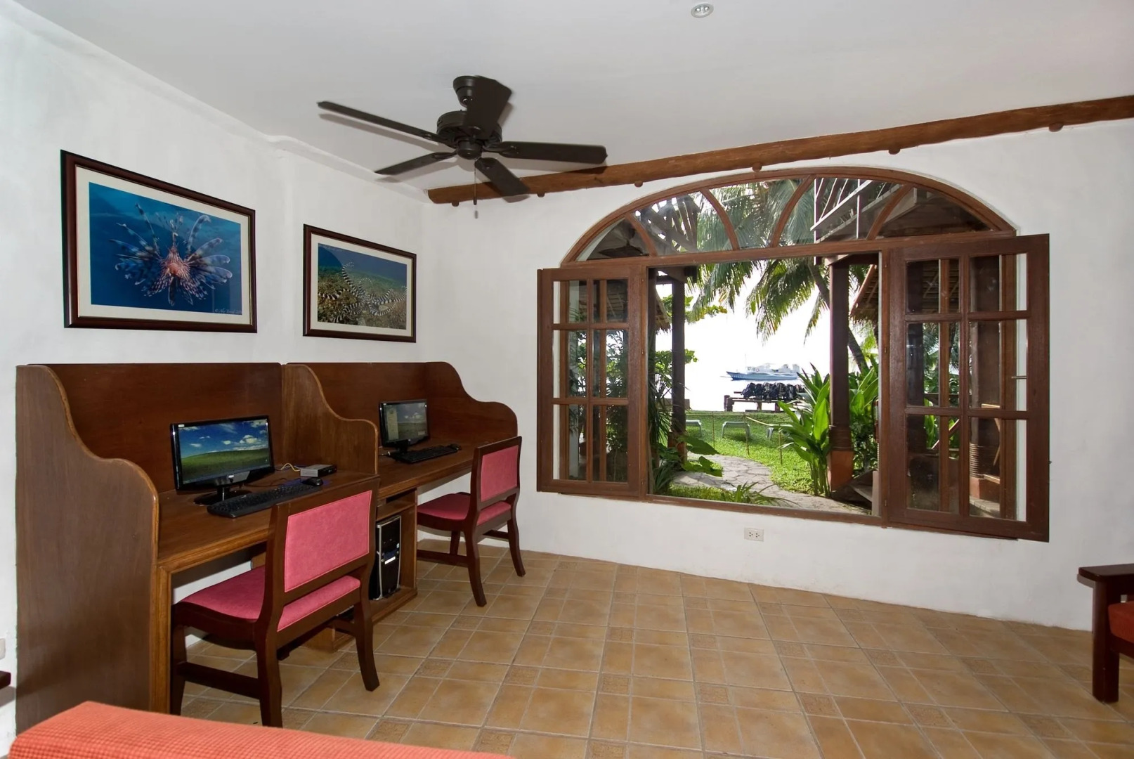 Atlantis Dive Resort Dumaguete