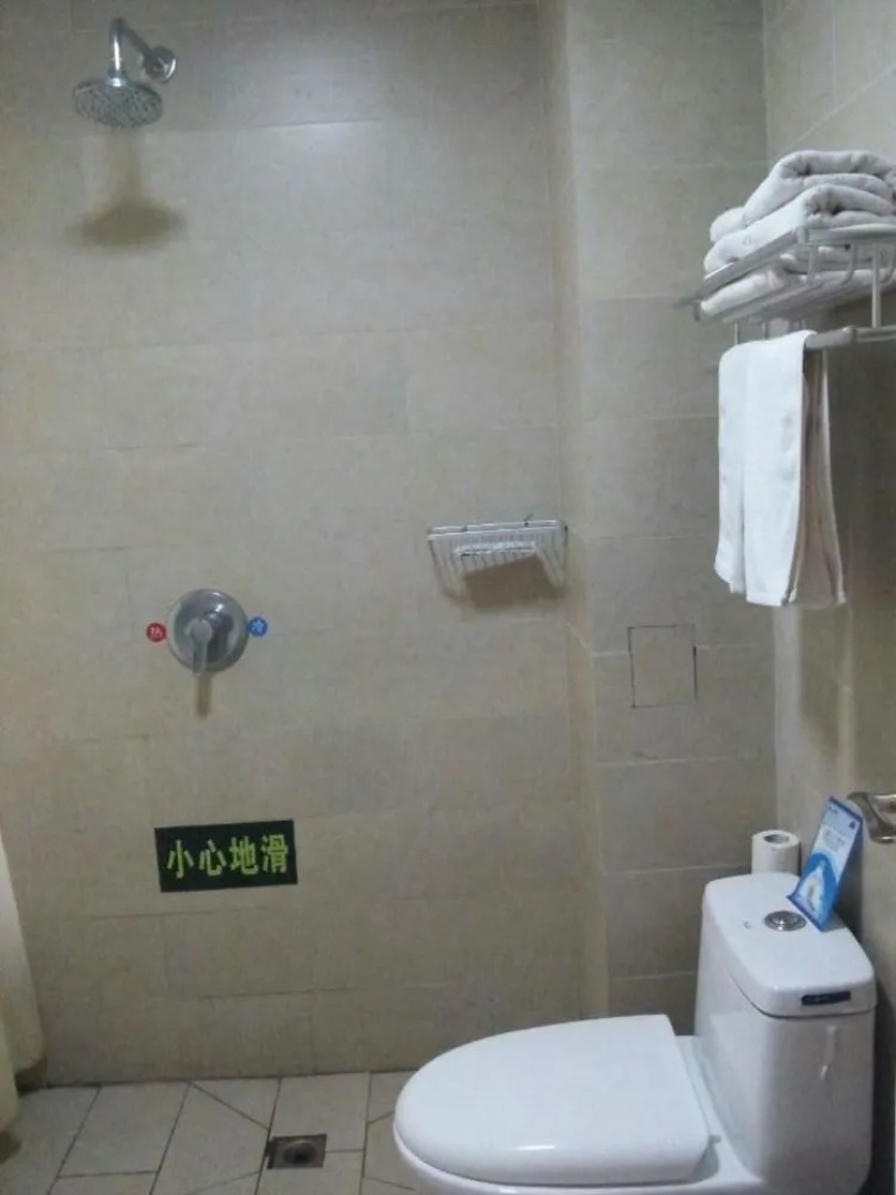 Xinxiang 988 Hotel (No. 2 Middle School and Second Hospital Branch)