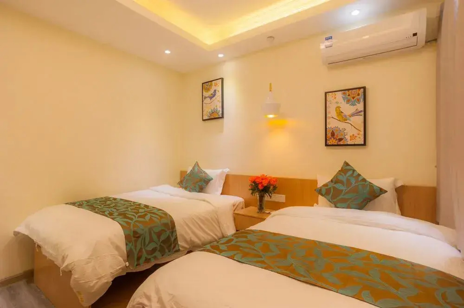 Rockabond Family Inn