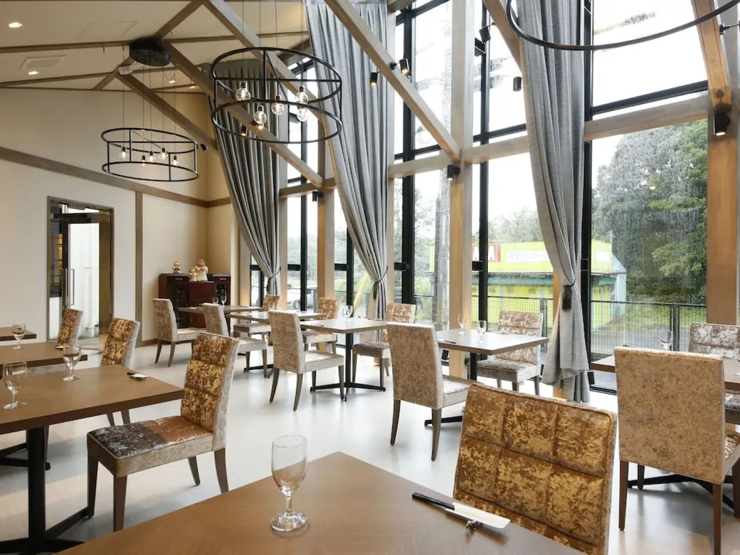 Bishoku no Kakurega Provence