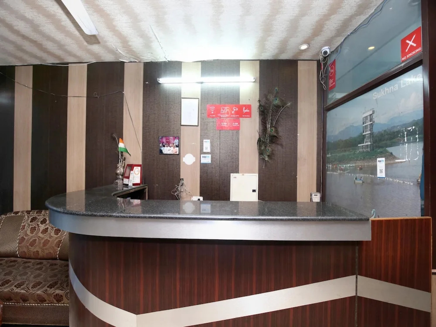 OYO 5906 Hotel Skyfox