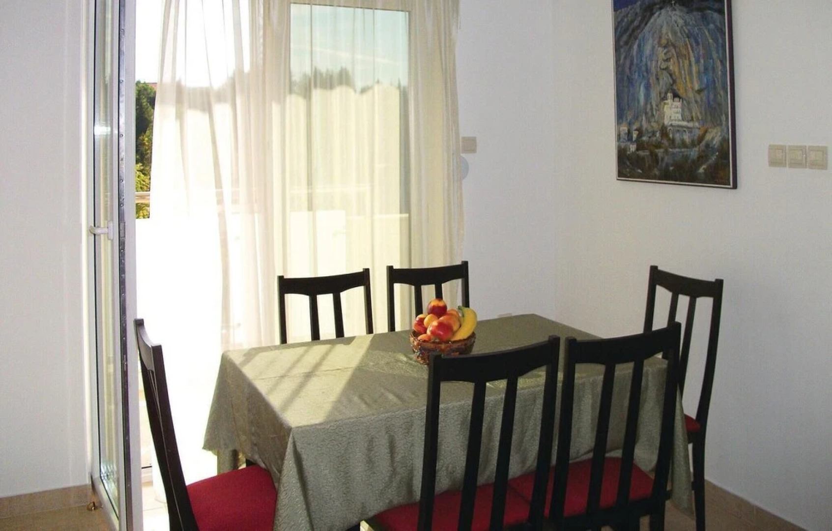 Awesome Home in Igalo With Wifi and 2 Bedrooms