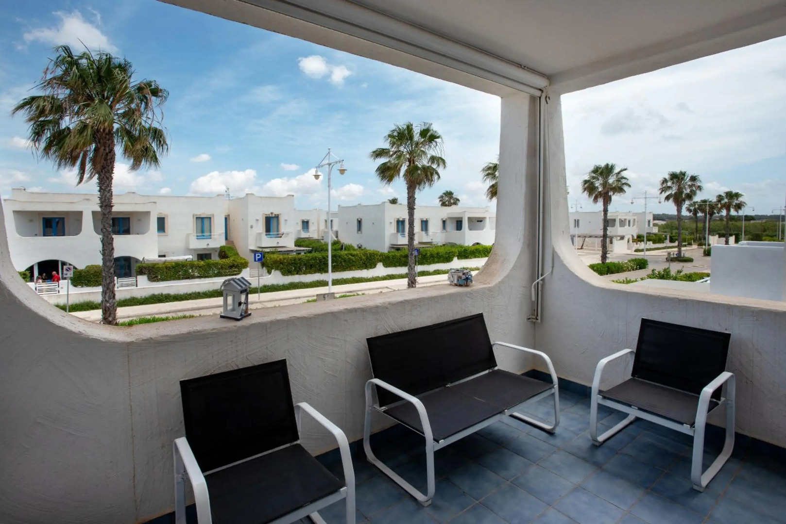 Blue Marine Apartments