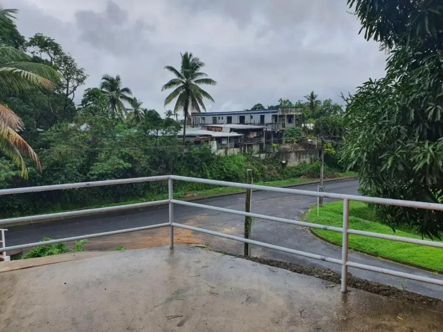 Single Room with Shared Kitchen and Living Room