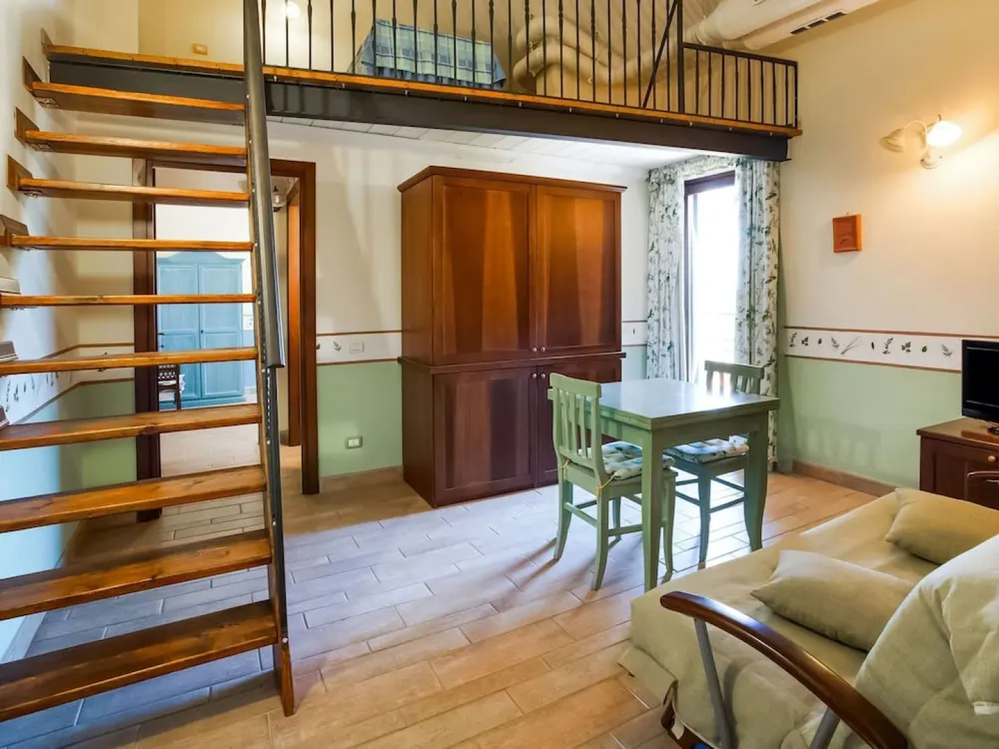 Apartment in Castiglione Near Lake Trasimeno