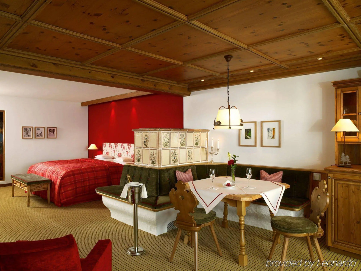 Interalpen-Hotel Tyrol GmbH