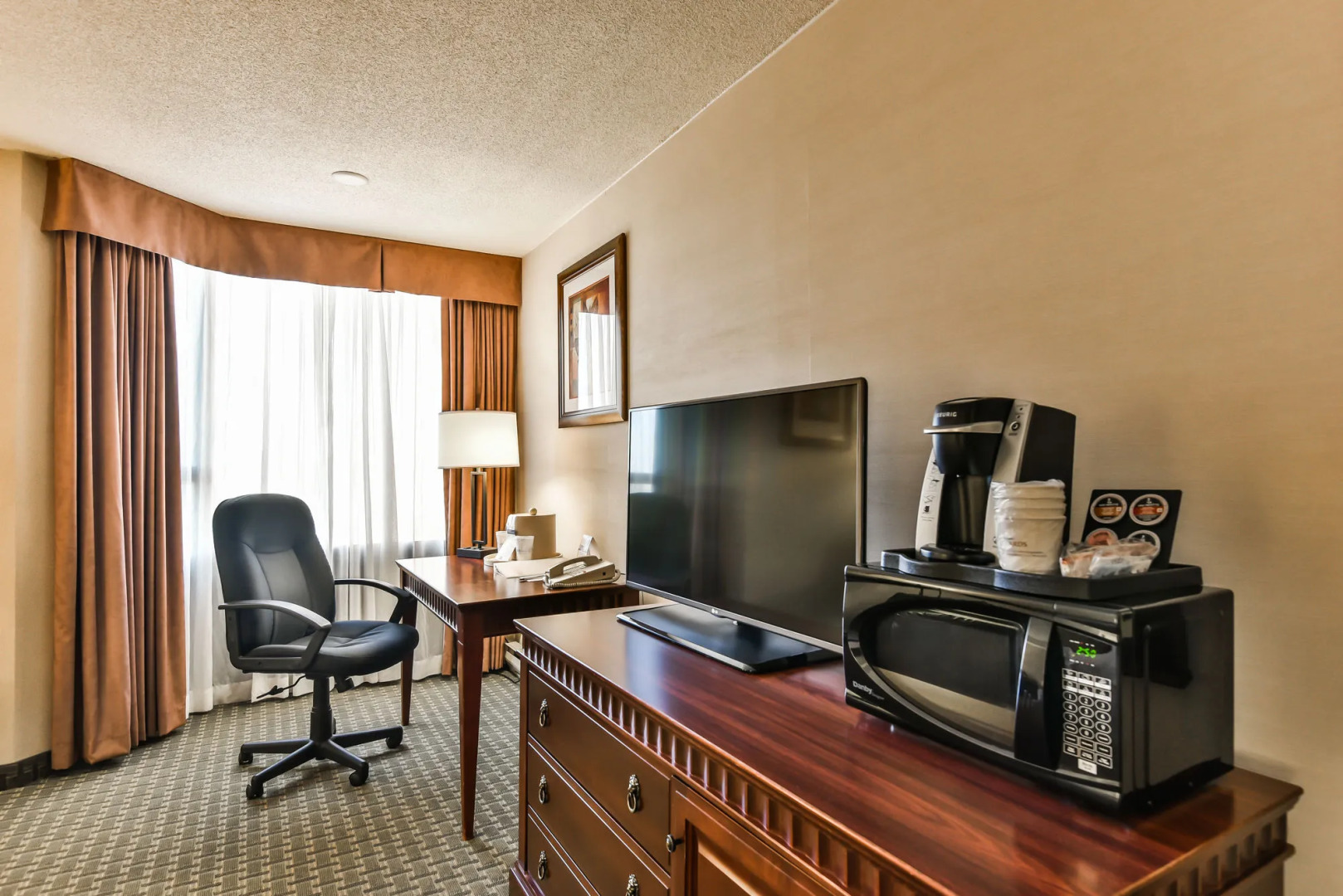 Best Western Plus Cambridge Hotel