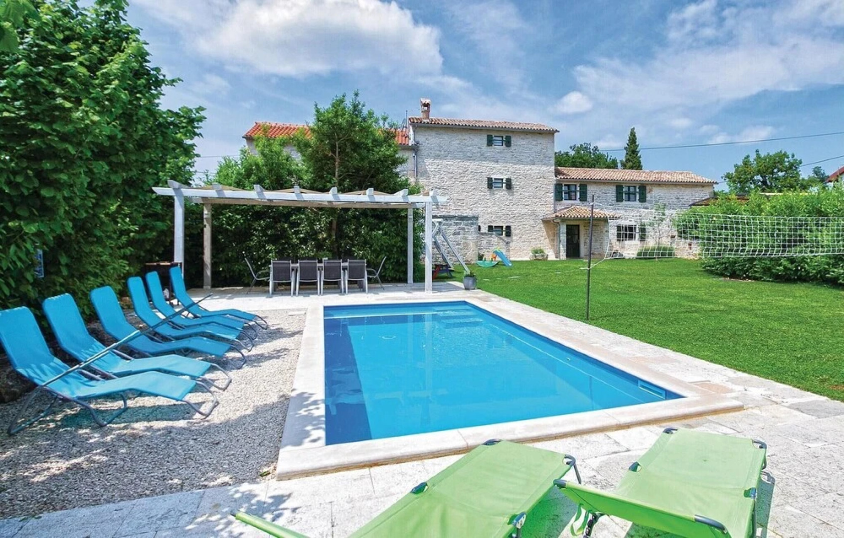 Stunning Home in Kanfanar With Wifi and 4 Bedrooms