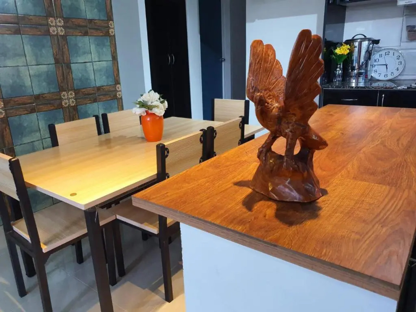 Apartment with 3 Bedrooms and Parking