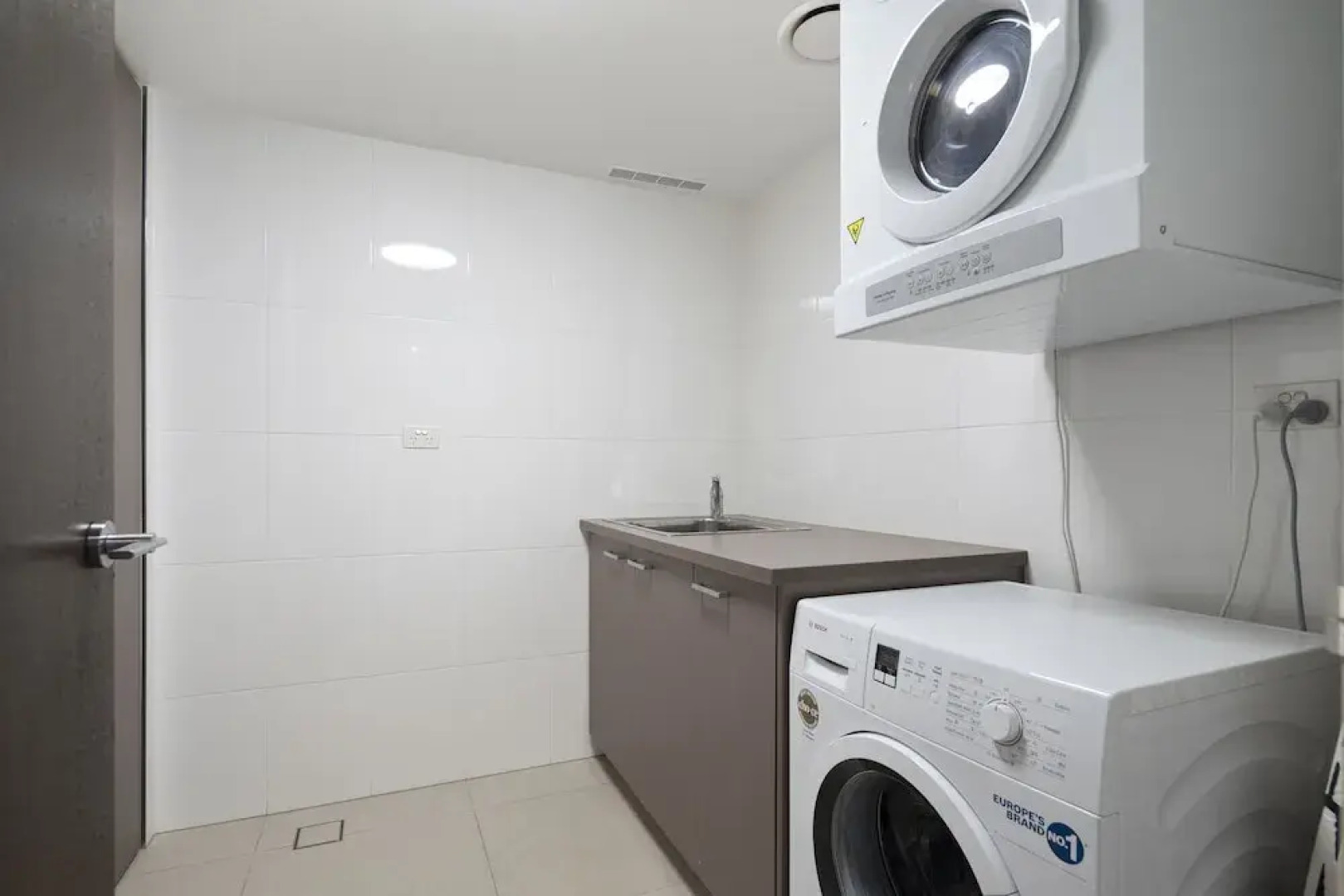 Unit 80 3 B/R Lux Ocean View