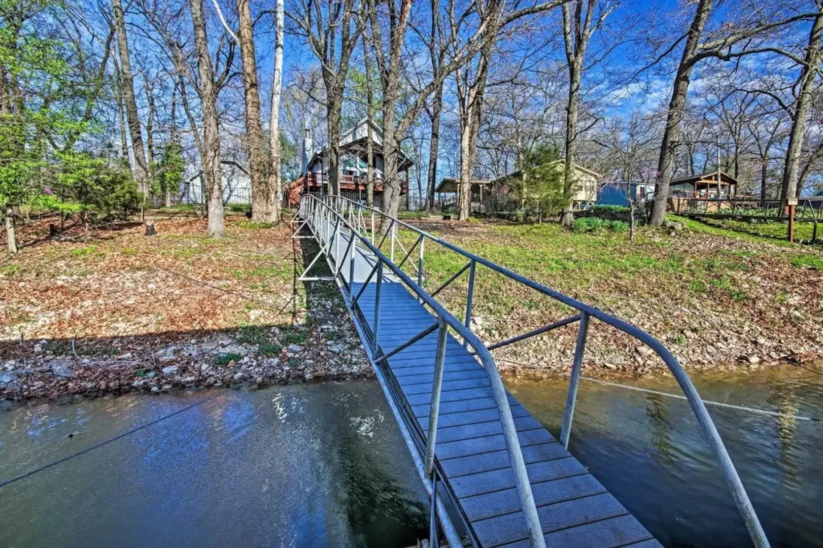 Fire Pit & Boat Slip: Waterfront Grove Getaway