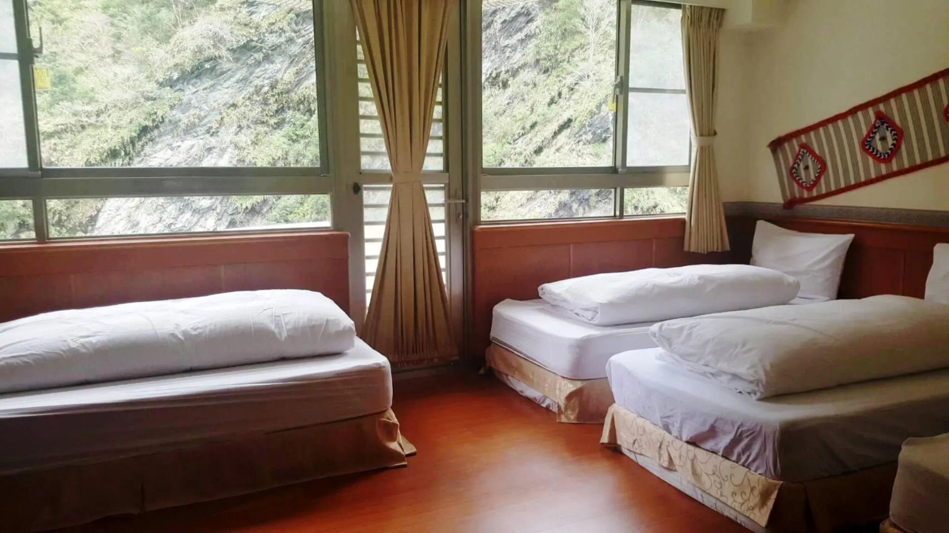 Taroko Tienhsiang Youth Activity Center