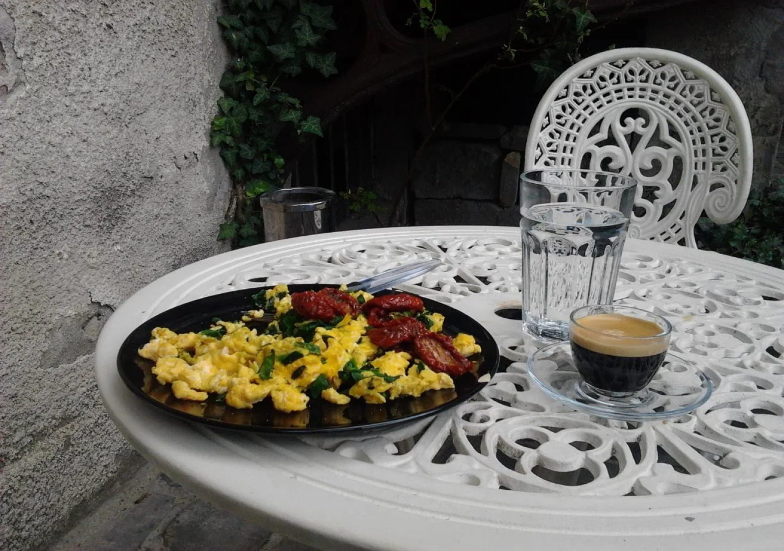 Baroque Hostel & Coworking