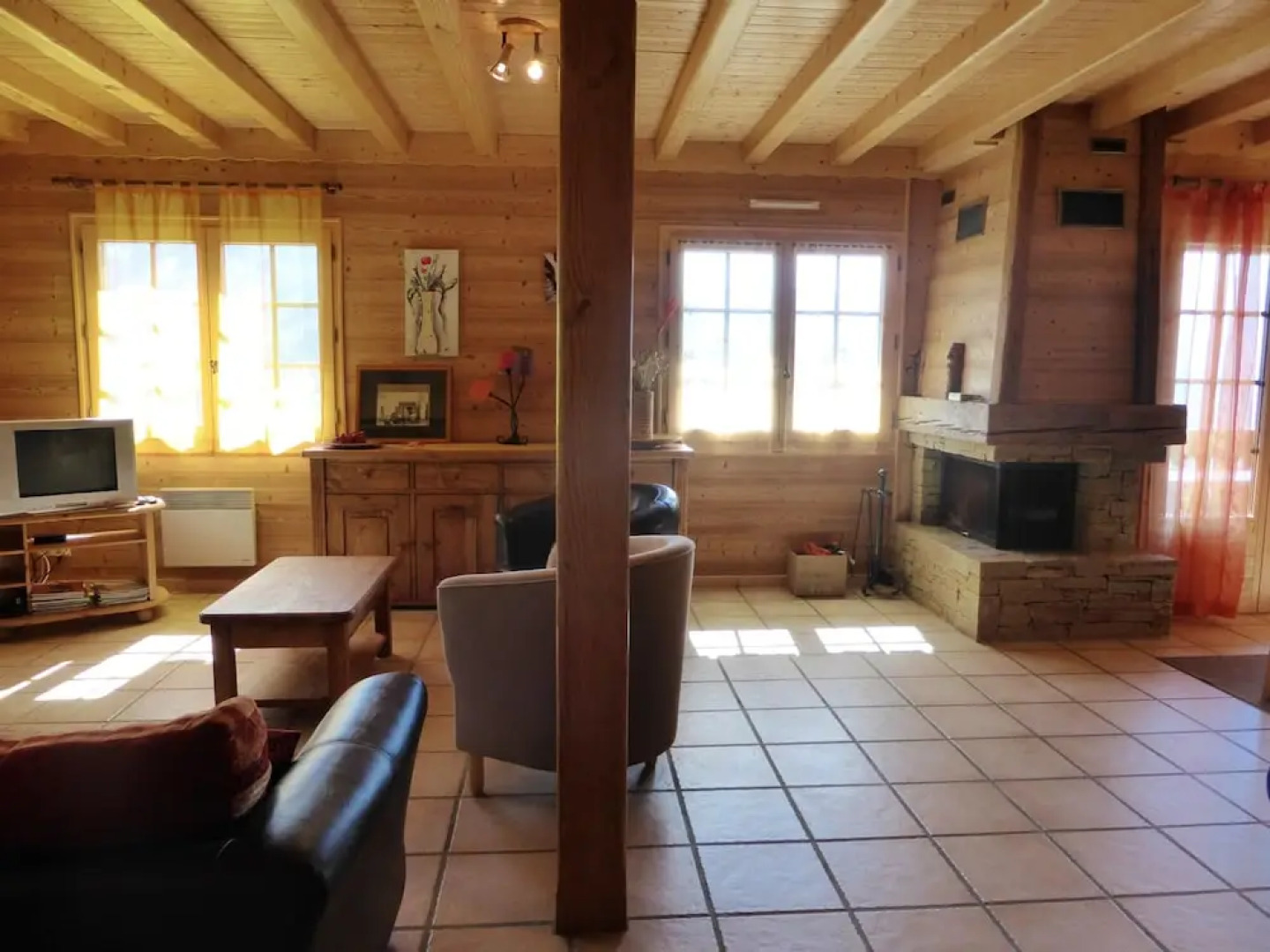 Chalet With 5 Bedrooms in Saint-leu, With Wonderful sea View and Furnished Garden