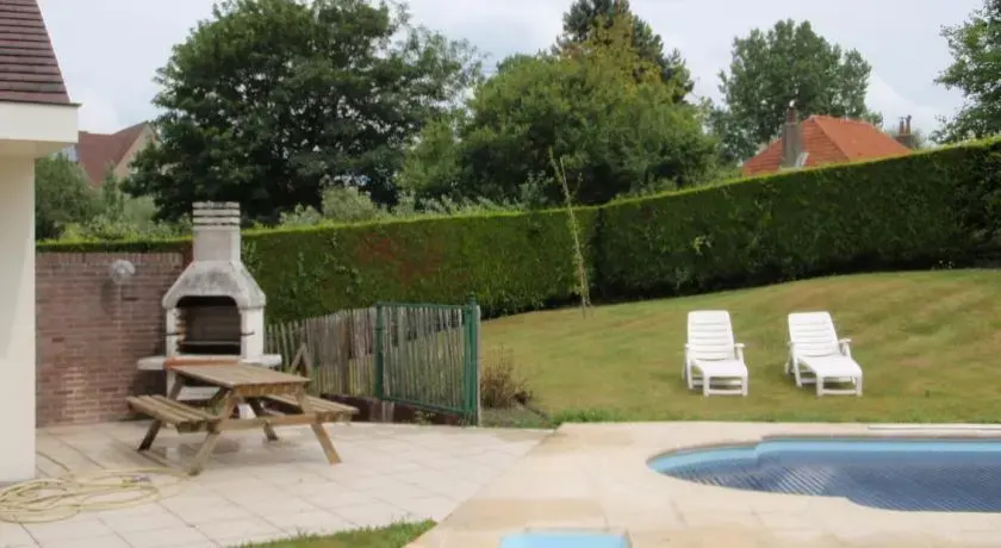 Home With Pool Oostduinkerke