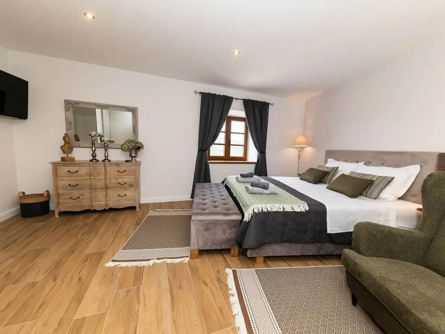 Amazing Villa With Pool, Wellness and Stunning View