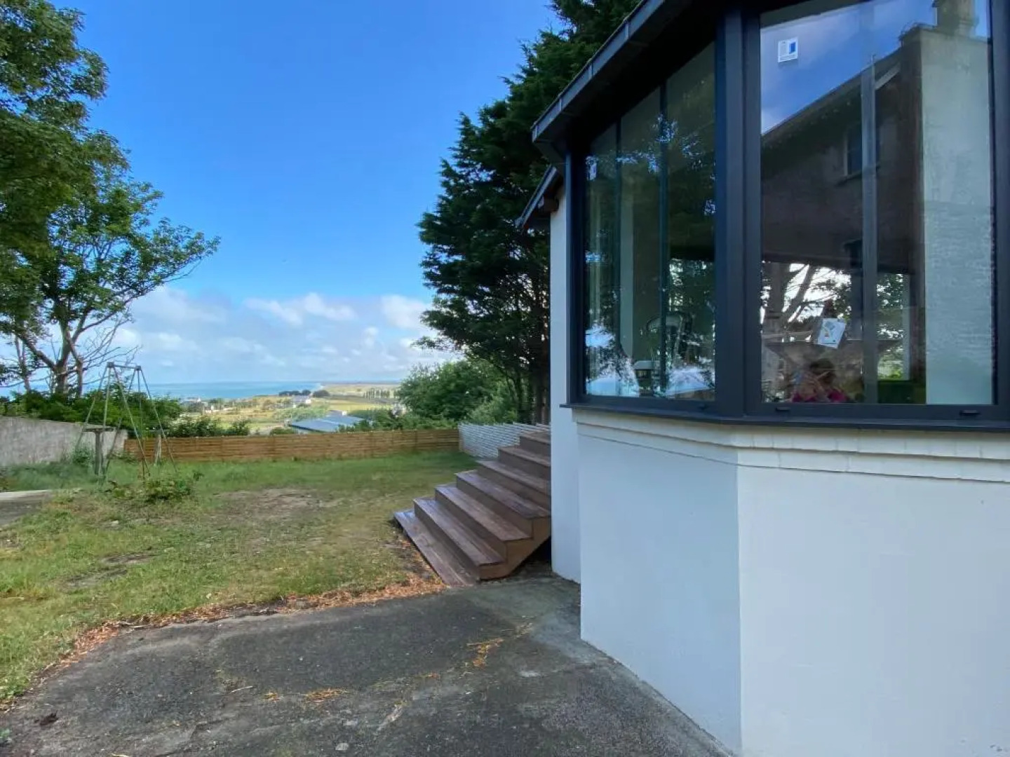 L Alouette by Icone Collection