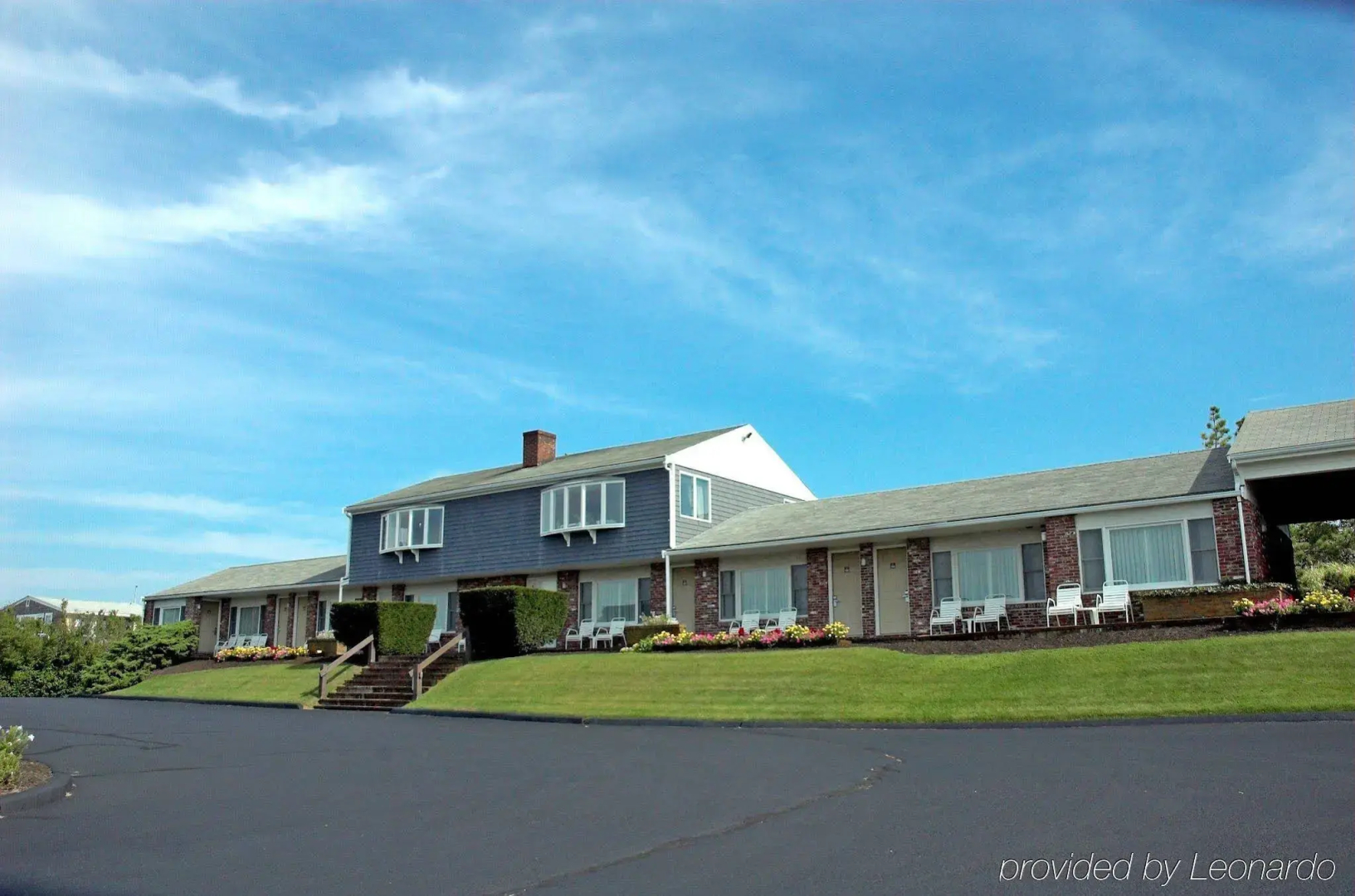 Seaglass Inn & Spa